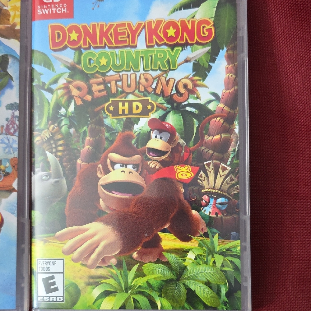 Nintendo Donkey Kong Country Returns HD - Green and Brown